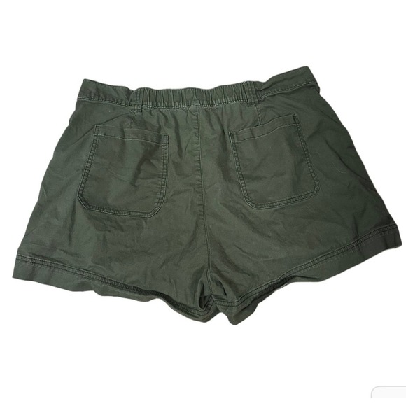 Old Navy High Rise OG Chino Shorts Size XL Forest Green Casual Summer Beach - Picture 2 of 4